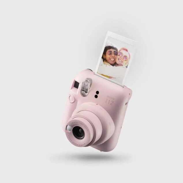 Fujifilm Instax Mini 12 + une recharge 10 photos